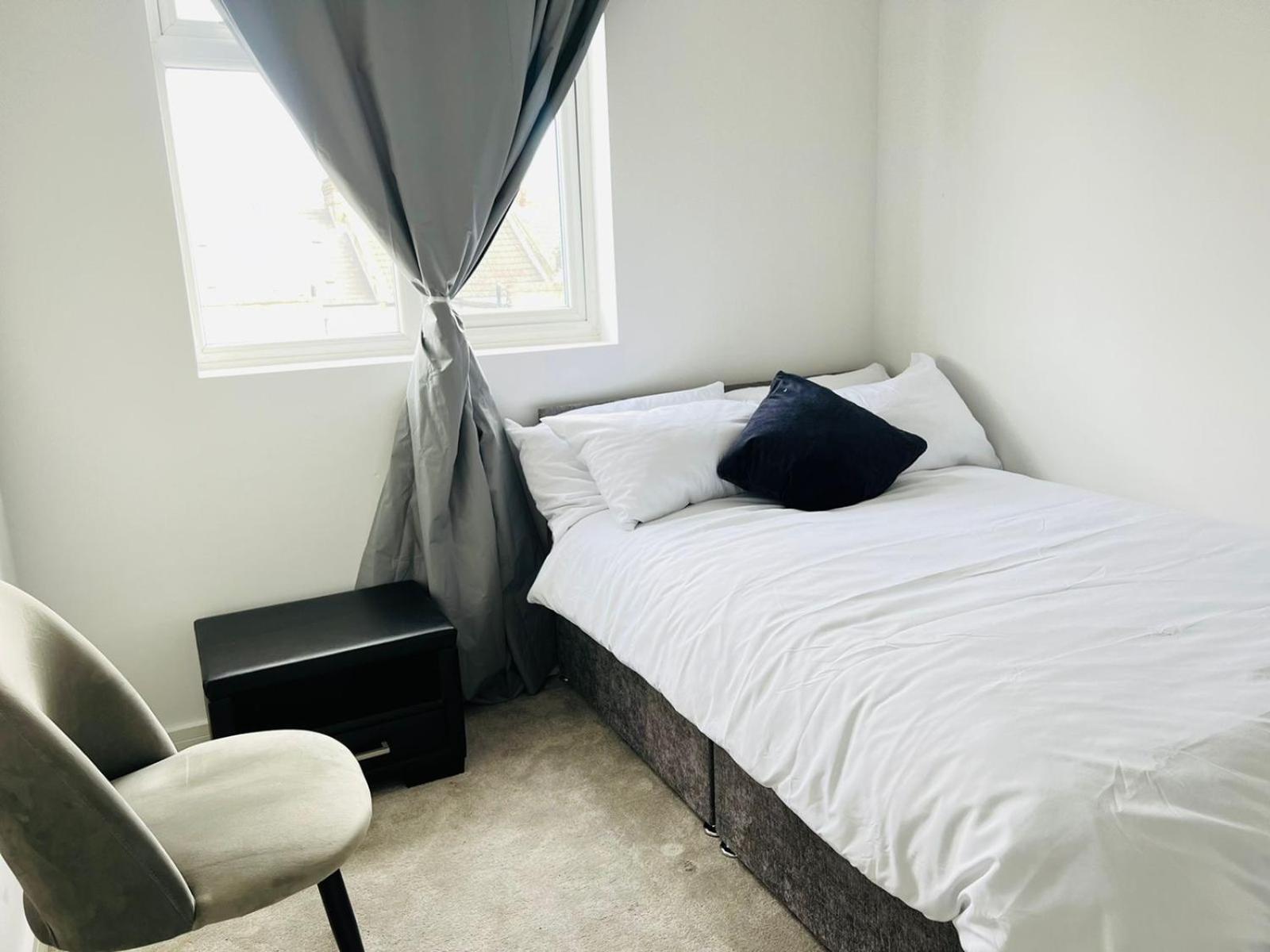 Cricklewood Boutique Stay London Room photo
