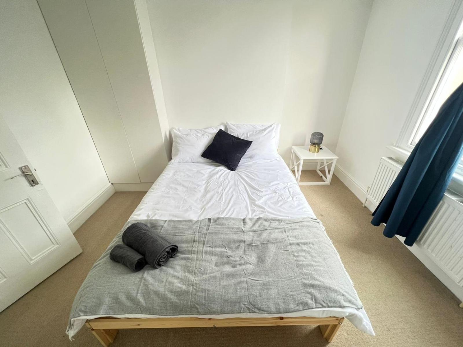 Cricklewood Boutique Stay London Room photo
